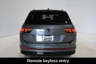 Volkswagen Tiguan 2022 4Motion SE R-Line Negro AWD 4p SUV