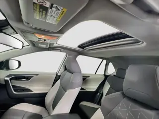 Toyota RAV4 2020 AWD XLE 4p SUV