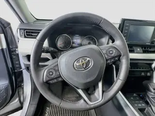 Toyota RAV4 2020 AWD XLE 4p SUV