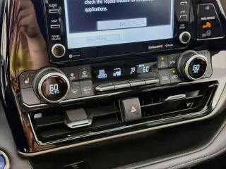 Toyota Highlander Hybrid 2022 AWD XLE 4p SUV