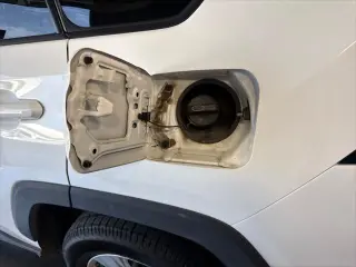 Toyota RAV4 2019 4x4 XLE 4p SUV