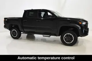 Toyota Tacoma 2025 4x4 SR5 4dr Cab Doble 5.0 ft SB
