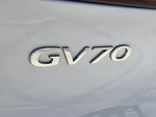 Genesis GV70 2024 AWD 2.5T Estándar 4p SUV