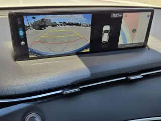Genesis GV70 2024 AWD 2.5T Estándar 4p SUV