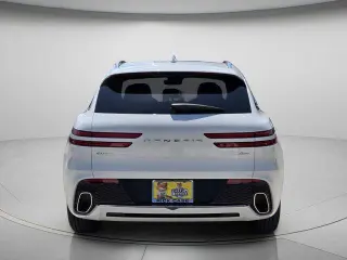 Genesis GV70 2024 AWD 2.5T Estándar 4p SUV