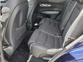 Genesis GV70 2024 AWD 2.5T Standard 4p SUV