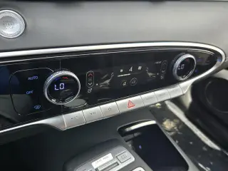Genesis GV70 2024 AWD 2.5T Standard 4p SUV