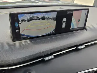 Genesis GV70 2024 AWD 2.5T Standard 4p SUV