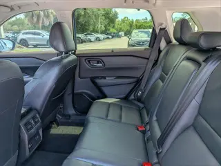 Nissan Rogue 2023 SL 4dr Crossover