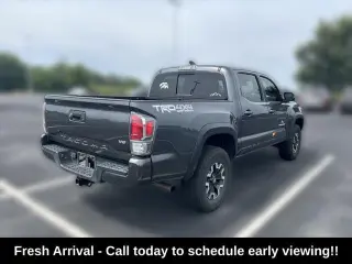 Toyota Tacoma 2021 4x4 TRD Todo Terreno 4p Cabina Doble 5.0 ft CB 6A