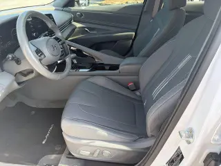 Hyundai ELANTRA 2022 SEL 4p Sedan