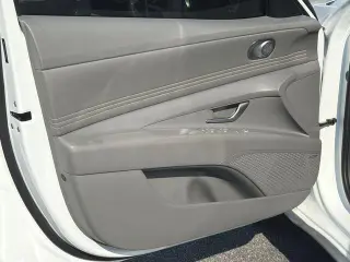 Hyundai ELANTRA 2022 SEL 4p Sedan