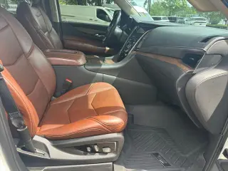 Cadillac Escalade ESV 2020 4x4 Luxury 4dr SUV