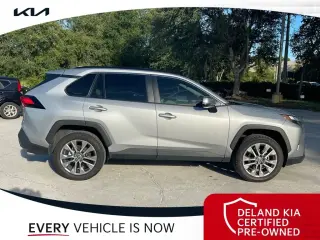 Toyota RAV4 2023 XLE Premium 4dr SUV