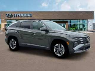 Hyundai TUCSON 2026 SEL Premium 4dr SUV