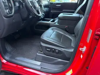 GMC Sierra 1500 2019 4x2 SLT 4dr Crew Cab 5.8 ft. SB