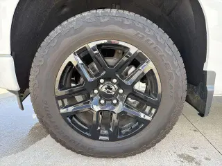 Chevrolet Silverado 1500 2025 4x4 Custom 4p. Cabina Crew 5.8 ft. SB