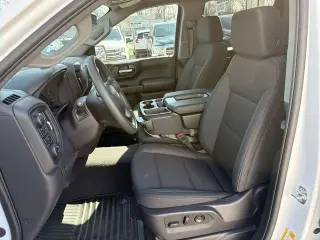 Chevrolet Silverado 1500 2025 4x4 Custom 4p. Cabina Crew 5.8 ft. SB