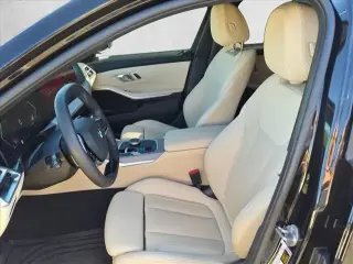 Serie 3 BMW 2025 AWD 330i xDrive 4dr Sedán