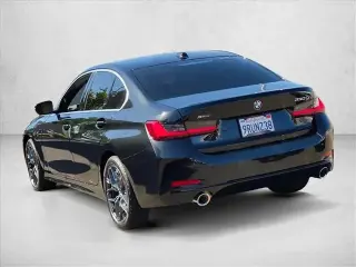 Serie 3 BMW 2025 AWD 330i xDrive 4dr Sedán