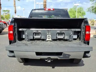 Chevrolet Silverado 1500 2018 4x2 LT 4p Cabatón Tripulada 5.8 ft. CB