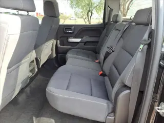 Chevrolet Silverado 1500 2018 4x2 LT 4p Cabatón Tripulada 5.8 ft. CB