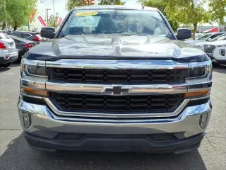 Chevrolet Silverado 1500 2018 4x2 LT 4p Cabatón Tripulada 5.8 ft. CB