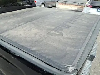 Chevrolet Silverado 1500 2018 4x2 LT 4p Cabatón Tripulada 5.8 ft. CB