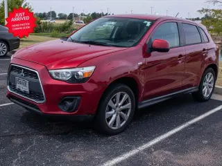 Mitsubishi Outlander Sport 2015 2.4 ES 4 puertas Crossover