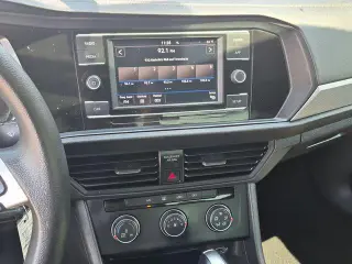 Volkswagen Jetta 2019 S 4dr Sedán 8P