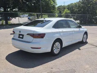 Volkswagen Jetta 2019 S 4dr Sedán 8P