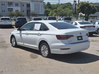 Volkswagen Jetta 2019 S 4dr Sedán 8P