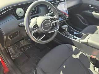 Hyundai TUCSON 2024 SE SUV de 4 puertas (lanzamiento a mitad de año)
