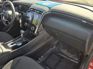 Hyundai TUCSON 2024 SE SUV de 4 puertas (lanzamiento a mitad de año)