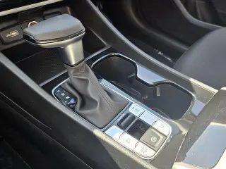 Hyundai TUCSON 2024 SE SUV de 4 puertas (lanzamiento a mitad de año)