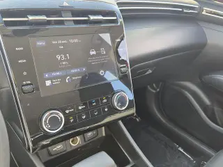 Hyundai TUCSON 2024 SE SUV de 4 puertas (lanzamiento a mitad de año)