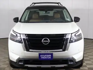 Nissan Pathfinder 2024 AWD Platinum 4p SUV
