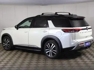 Nissan Pathfinder 2024 AWD Platinum 4p SUV