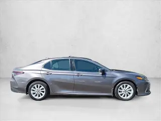 Toyota Camry 2022 LE 4p Sedan