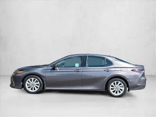 Toyota Camry 2022 LE 4p Sedan