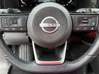 Nissan Pathfinder 2025 4WD Platinum SUV de 4 puertas