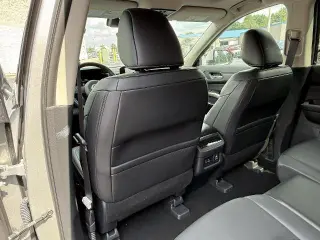 Nissan Pathfinder 2025 4WD Platinum SUV de 4 puertas