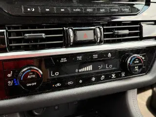 Nissan Pathfinder 2025 4WD Platinum SUV de 4 puertas