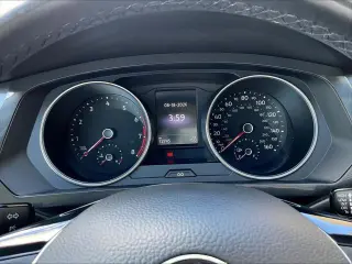 Volkswagen Tiguan 2018 2.0T SEL 4dr SUV