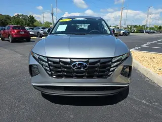Hyundai TUCSON 2024 SE 4p SUV