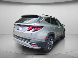 Hyundai TUCSON 2025 SEL 4 puertas SUV con tracción a las cuatro ruedas (AWD)