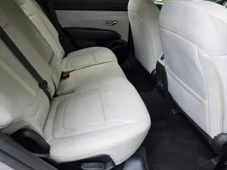 Hyundai TUCSON 2025 SEL 4 puertas SUV con tracción a las cuatro ruedas (AWD)