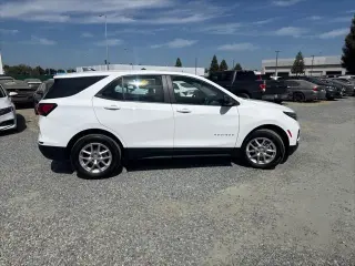 Chevrolet Equinox 2022 4x4 LS 4p SUV con 1PV