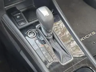 Nissan Kicks 2023 SR 4p Crossover