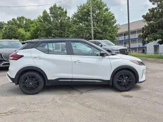 Nissan Kicks 2023 SR 4p Crossover